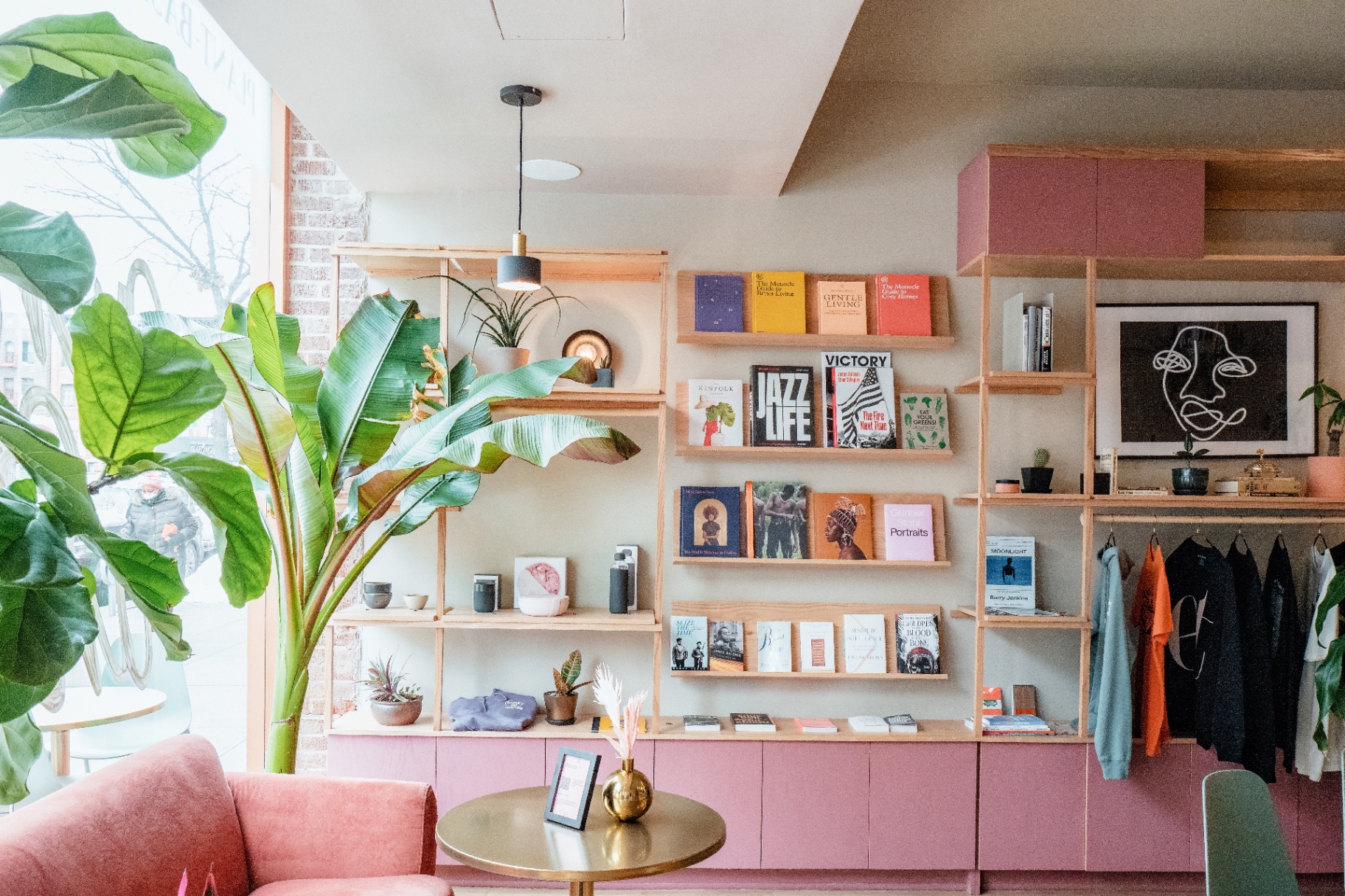 Inside Aunts et Uncles on Nostrand Avenue in Flatbush